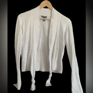 Gap XS cardigan in light grayish color open front with knot design